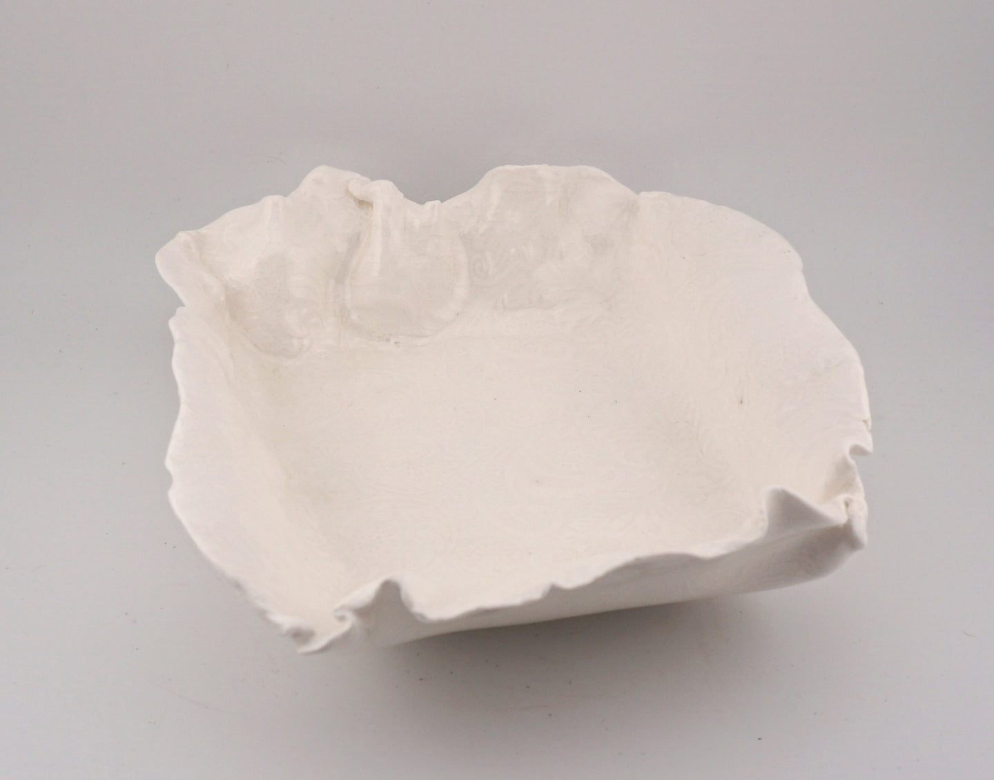 P51 Porzellan Schale mit Muster
