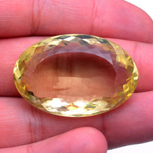 Lade das Bild in den Galerie-Viewer, E1016 Citrin Top 87,30ct.