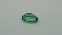 Charger l'image dans la galerie, E153 Fluorite vert 11,80ct.