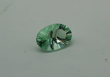 Charger l'image dans la galerie, E154 Fluorite verte 15,10 ct.