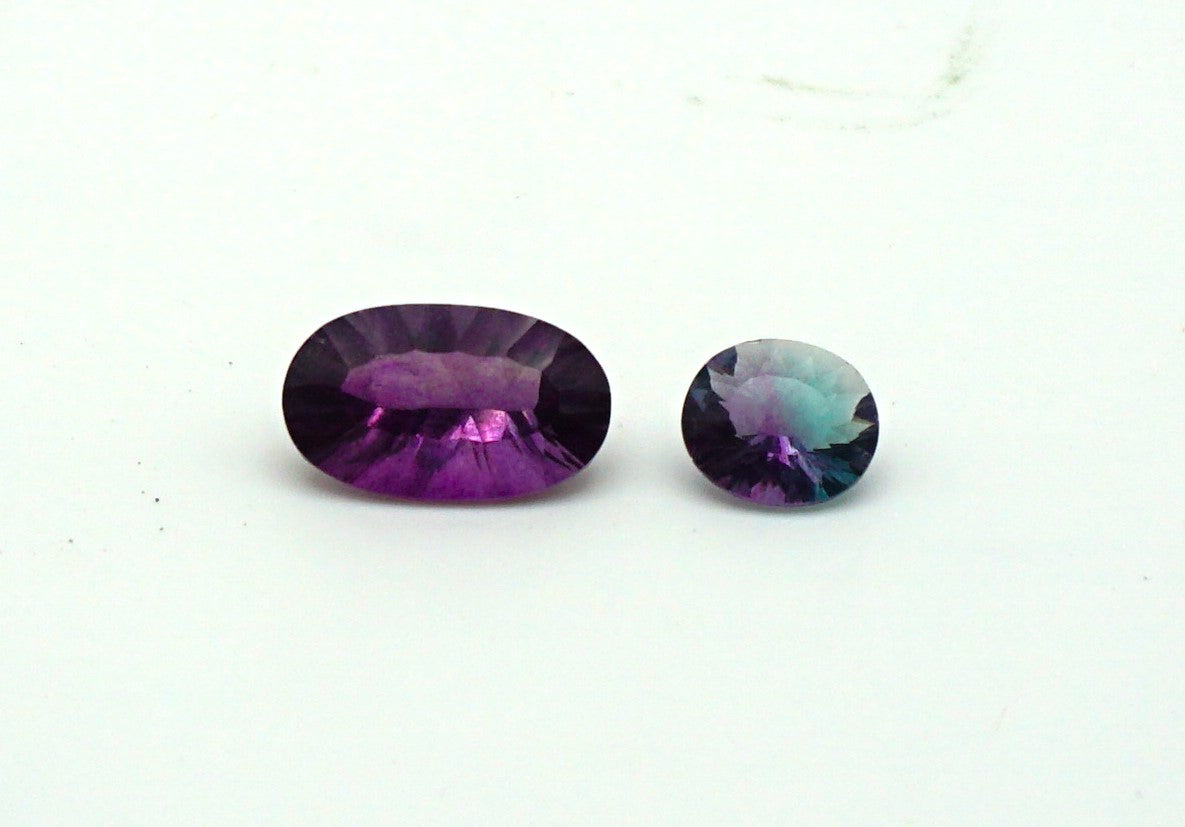 E161 Fluorit violett 2 Stk. 10,50ct.