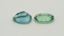 Lade das Bild in den Galerie-Viewer, E616 2 Stk. Fluorit Top 18,20ct.