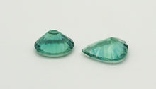 Lade das Bild in den Galerie-Viewer, E620 2 Stk. Fluorit Top 15,50 ct.