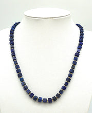 Charger l'image dans la galerie, K110 Collier en lapis-lazuli