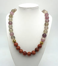 Charger l'image dans la galerie, P117 Collier Fluorite/Pierre de soleil