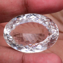 Load image into Gallery viewer, E1014 Bergkristall Top 101,0ct. mit Zertifikat