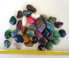 Lade das Bild in den Galerie-Viewer, T302 Trommelsteine groß 1 kg.