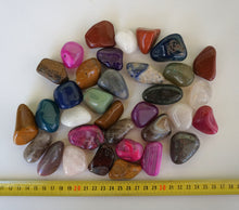 Lade das Bild in den Galerie-Viewer, T306 Trommelsteine groß 1 kg.