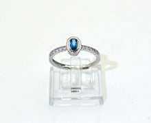 Charger l'image dans la galerie, V109 Ring mit London blau Topas