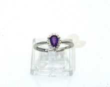 Lade das Bild in den Galerie-Viewer, V120 Ring mit Amethyst