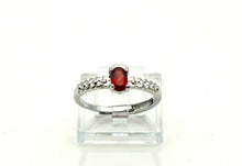 Charger l'image dans la galerie, V127 Ring mit Granat