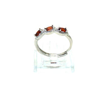 Charger l'image dans la galerie, V132 Ring mit Granat