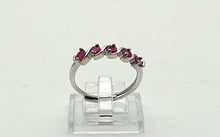 Charger l'image dans la galerie, V140 Ring mit Rubine