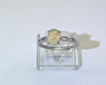 Charger l'image dans la galerie, V149 Ring mit Opal