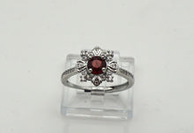 Charger l'image dans la galerie, V159 Ring mit Granat