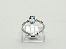 Charger l'image dans la galerie, V163 Ring mit Blau Topas
