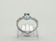 Charger l'image dans la galerie, V164 Ring mit Blau Topas