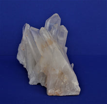 Lade das Bild in den Galerie-Viewer, M877 Bergkristall 1,70 kg

