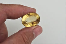 Lade das Bild in den Galerie-Viewer, E658 Citrin 54,30ct.