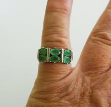 Lade das Bild in den Galerie-Viewer, S940 Silberring 925 mit Smaragde
