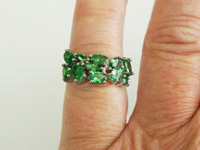 Lade das Bild in den Galerie-Viewer, S963 Silberring 925 mit grüne Tsavorite