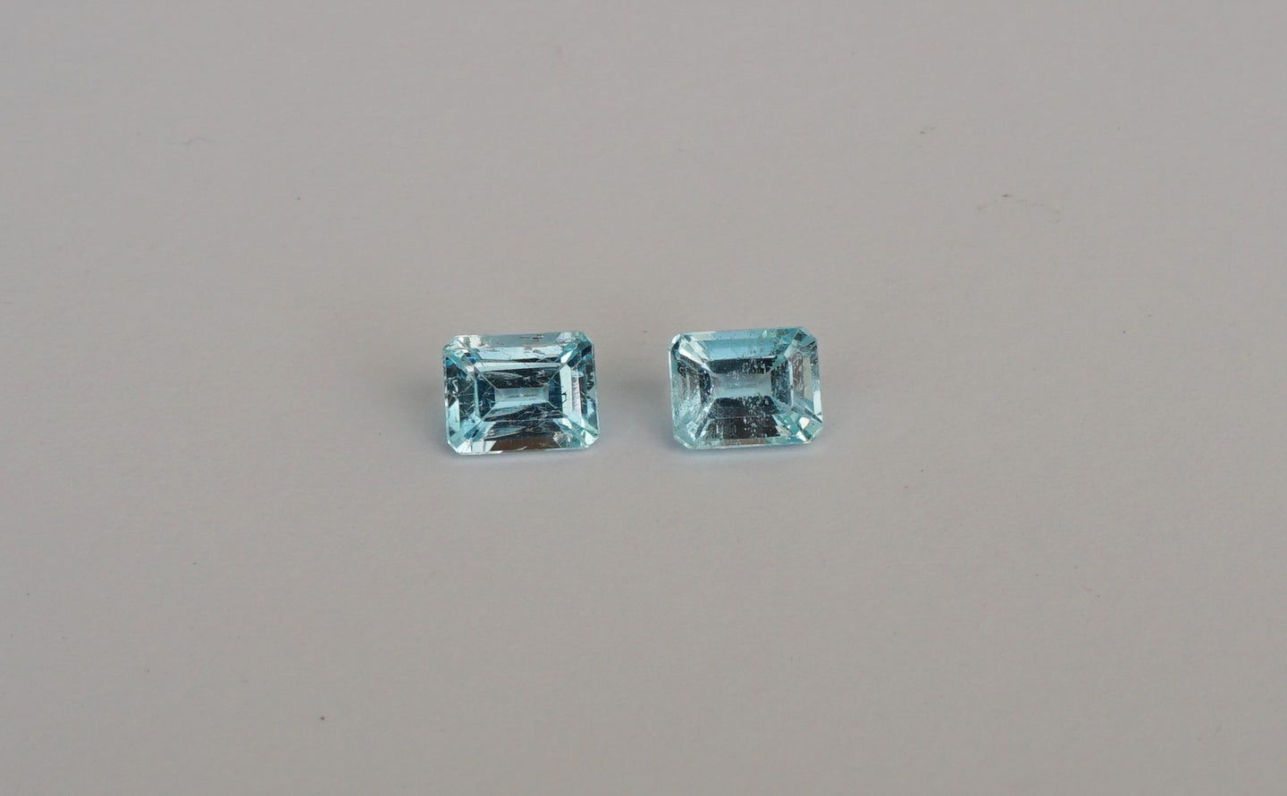 E484 Blau Topas Paar 6,10ct.