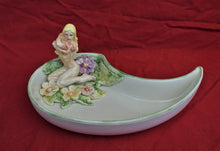 Lade das Bild in den Galerie-Viewer, K183 Schale mit Frau