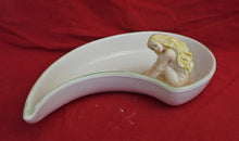 Lade das Bild in den Galerie-Viewer, K185 Schale mit Frau