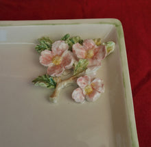 Lade das Bild in den Galerie-Viewer, K187 Teller mit Blumen