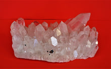 Lade das Bild in den Galerie-Viewer, M180  Bergkristall groß Top 2,30kg

