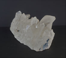 Lade das Bild in den Galerie-Viewer, M180  Bergkristall groß Top 2,30kg
