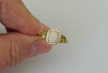 Lade das Bild in den Galerie-Viewer, S250 Silberring mit Opal und Peridot