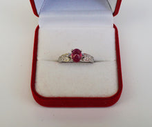 Lade das Bild in den Galerie-Viewer, S257 Silberring mit Rubin