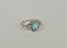 Lade das Bild in den Galerie-Viewer, S973 Silberring mit Blau Topas