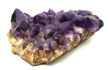 Lade das Bild in den Galerie-Viewer, A101 Amethyst 7,8 kg.
