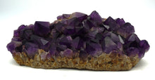 Lade das Bild in den Galerie-Viewer, A105 Amethyst Kongo 8,10 kg.
