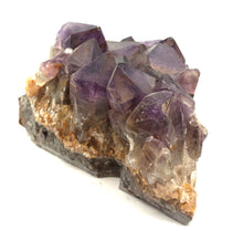 Lade das Bild in den Galerie-Viewer, A301 Amethyst 6 kg.
