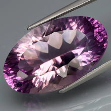 Lade das Bild in den Galerie-Viewer, E1148 Amethyst Top 27,66ct.
