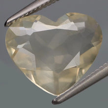 Lade das Bild in den Galerie-Viewer, E1062 Andesin (Feldspat) 2,84ct.
