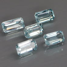 Lade das Bild in den Galerie-Viewer, E952 Aquamarin 0,80ct.
