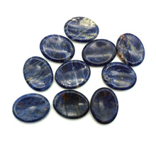 Lade das Bild in den Galerie-Viewer, D103 Daumenstein Sodalith
