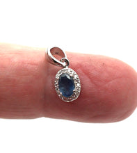 Charger l'image dans la galerie, S261 Silber Anhänger 925 mit blauem Safir
