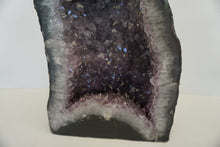 Charger l'image dans la galerie, E1006 Amethyst Geode 11 kg.
