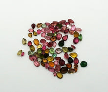 Lade das Bild in den Galerie-Viewer, E130 Turmalin Lot mix 20,30ct.
