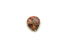 Lade das Bild in den Galerie-Viewer, E837 Feueropal Chabochon 8,60ct.
