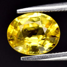 Lade das Bild in den Galerie-Viewer, E889 Grossular gelb 1,52ct.
