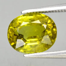 Lade das Bild in den Galerie-Viewer, E1025 Grossular Granat 2,14 ct.
