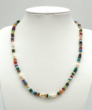 Lade das Bild in den Galerie-Viewer, K107 Edelsteine Kette mix
