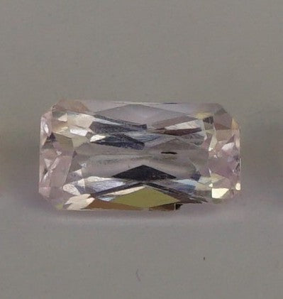 E919 Kunzit 5,90 ct.