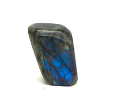 Load image into Gallery viewer, L136 Labradorite polished 0.30kg
